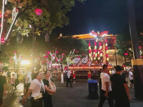 西安必打卡的网红地方,古都新颜，潮流与历史的交融之旅