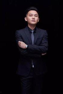 明星张岩,星光璀璨的影视新星